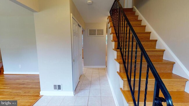 Foto del edificio - 2527 Bull Run Ct