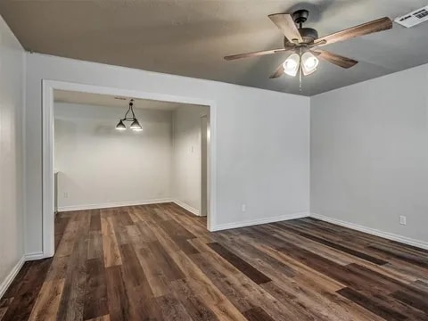 Foto del edificio - 907 Dakota St