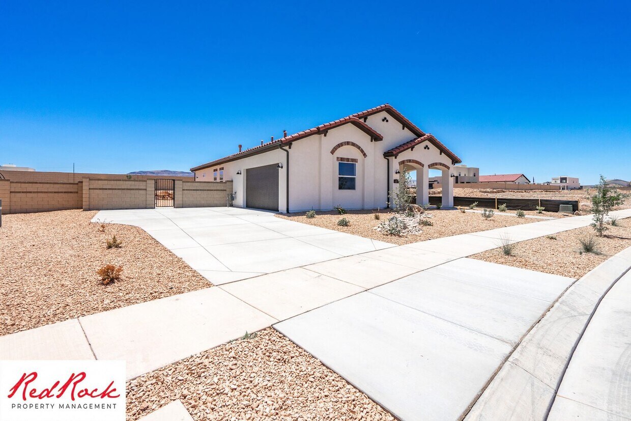 Primary Photo - Brand New Stand Alone Home In Desert Color