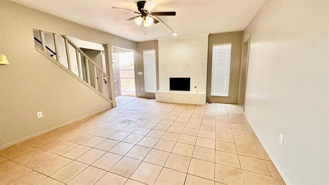 Building Photo - 6715 Lyrewood Ln