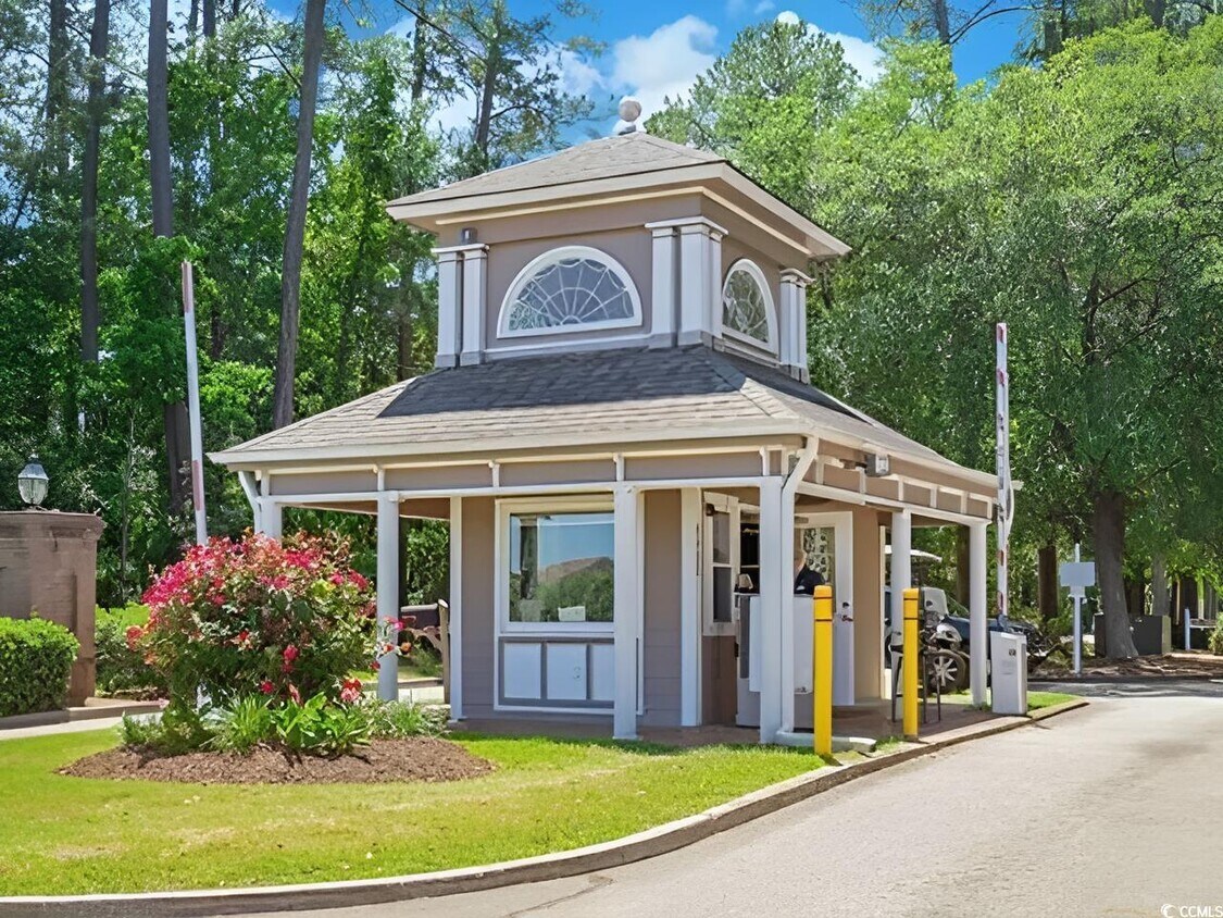 Foto del edificio - 6840 Blue Heron Blvd