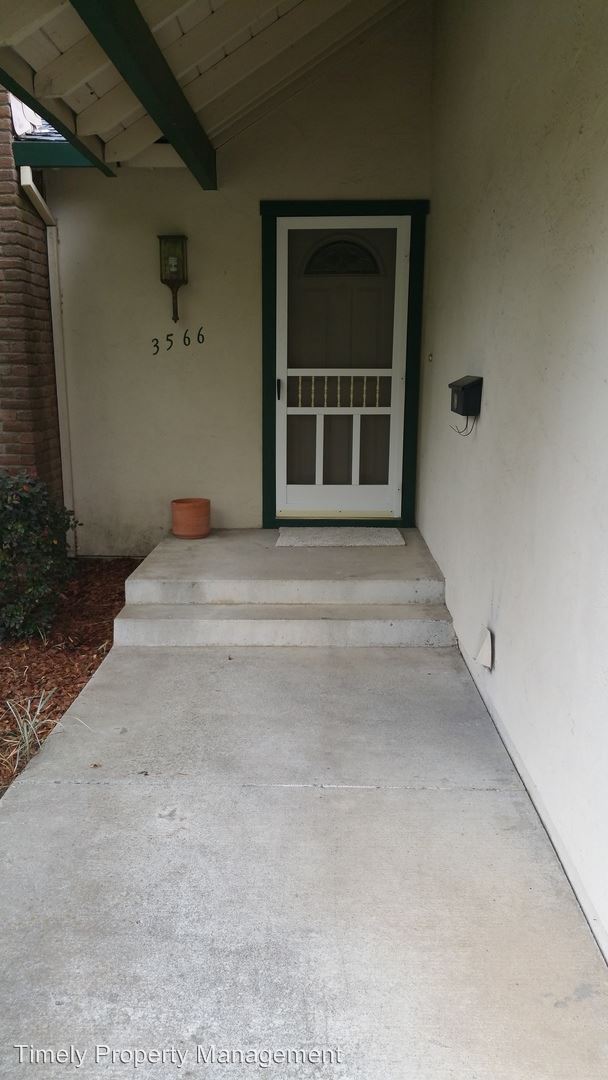 Building Photo - 3566 Brookdale Dr
