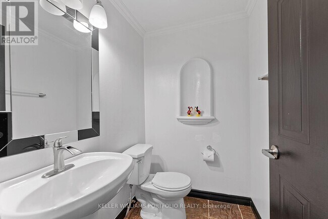 Photo du bâtiment - 1023 Roseheath St