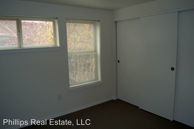 Building Photo - 311 Bellevue Ave E