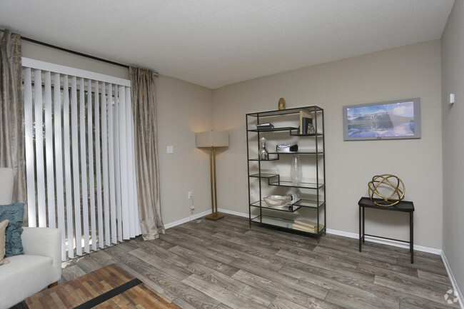 Interior Photo - Anderson Pointe