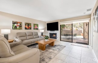 Building Photo - 48992 Canyon Crest Ln