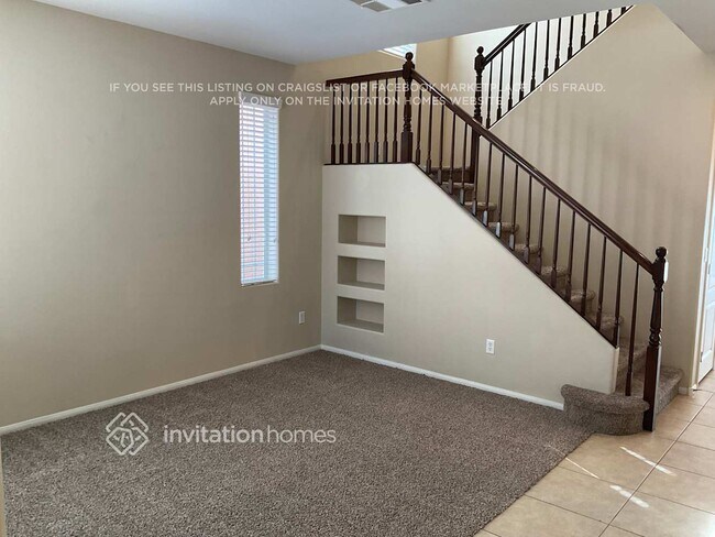 Foto del edificio - 10749 Drake Ridge Ave