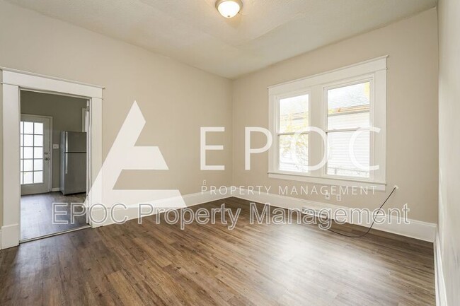 Building Photo - 705 Salisbury Ridge Rd
