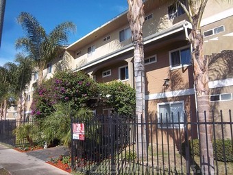 Primary Photo - 606 Bay View Ave