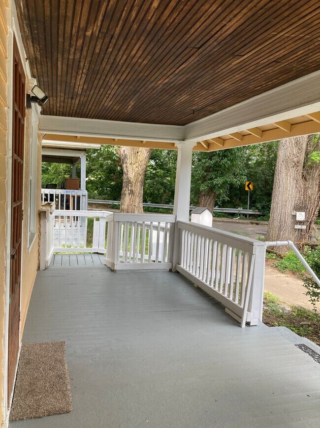 Building Photo - Brand new 2 bedroom house close to downtown