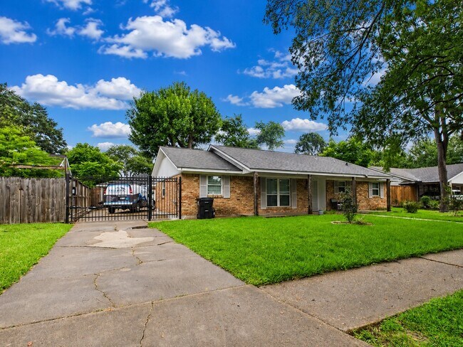 Foto del edificio - 6226 Reamer St