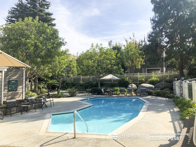 Building Photo - 1083 Shadowridge Dr