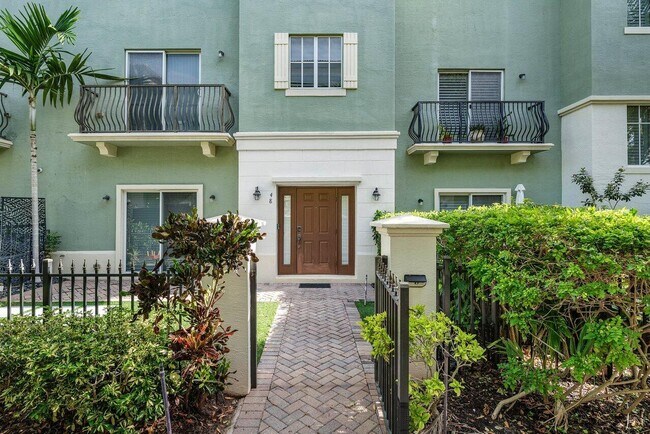 Foto del edificio - 48 NW Hawthorne Pl
