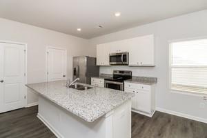 Building Photo - 108 Village Green Dr
