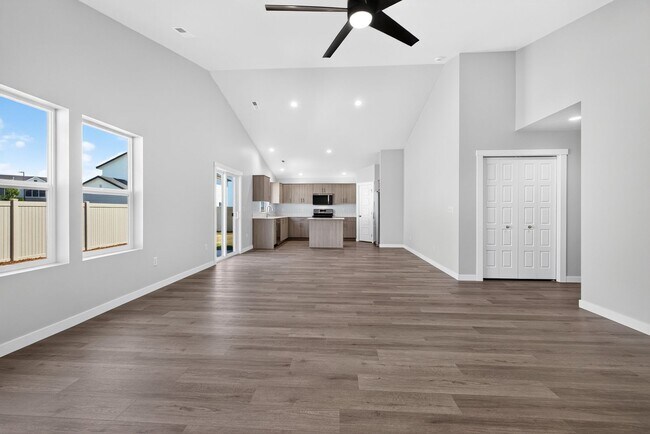 Foto del edificio - Brand New 4BR/2BA Single-Level Nampa Home with 3-Car Garage!