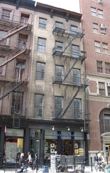 Building Photo - 523 Broadway