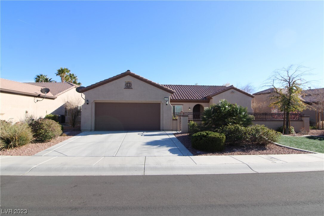 2237 Canyonville Dr, Henderson, NV 89044 House for Rent in Henderson