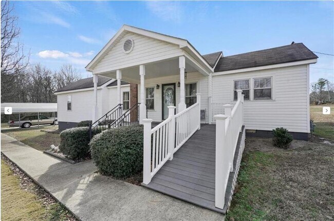 Building Photo - 7271 Campground Rd