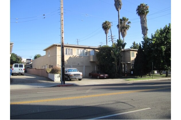 Building Photo - 10948 National Blvd