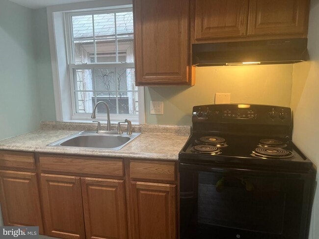 Building Photo - 4646 Minnesota Ave NE