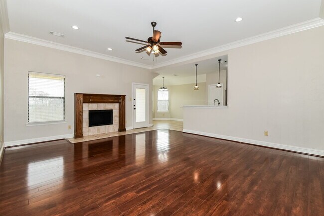 Foto del edificio - 308 Autumn Trail