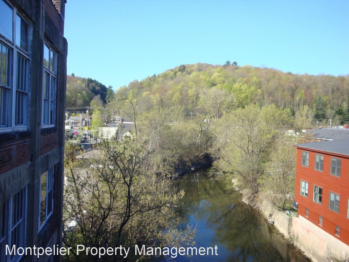 Primary Photo - 26-42 State St
