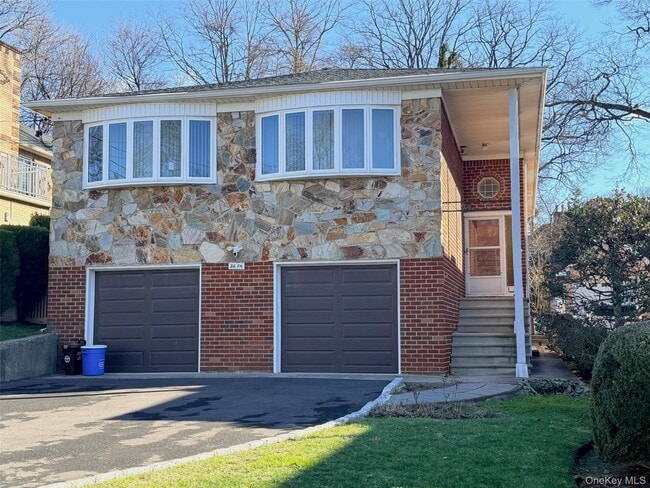 Building Photo - 86-79 Palo Alto St