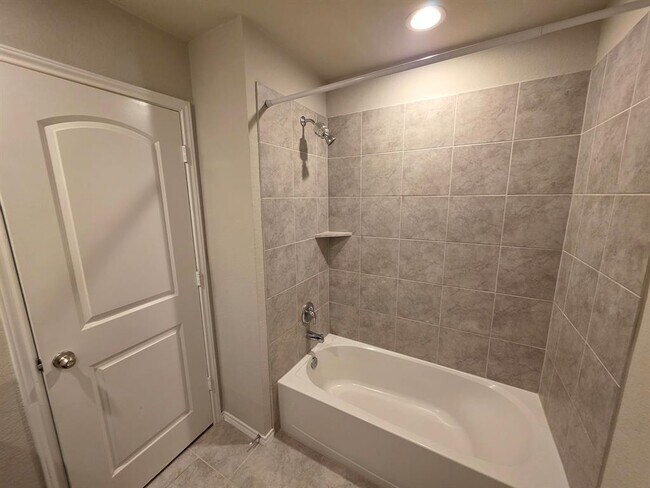 Building Photo - 13824 Rock Island Trl