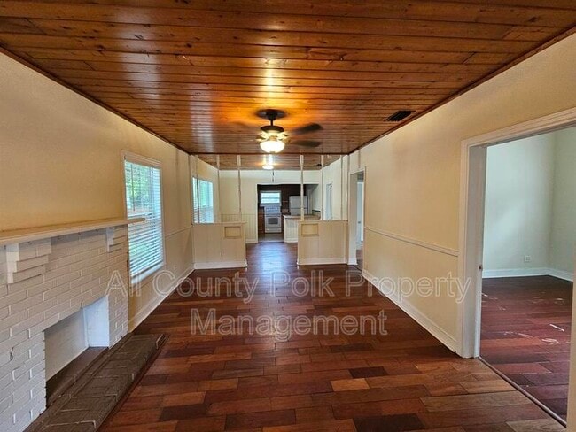 Building Photo - 409 Hunter St