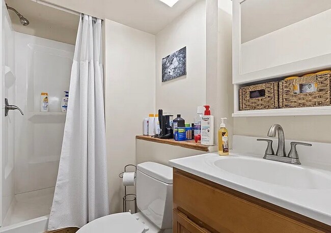 Foto del edificio - 15202 Bernita Dr