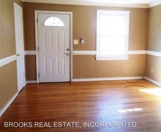 Foto del edificio - 1139 Blalock Dr