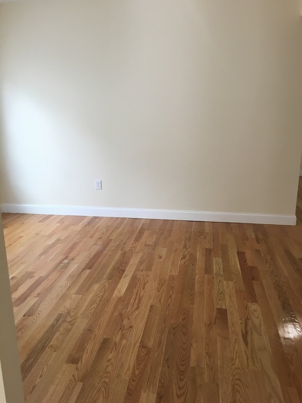 Building Photo - 785 Broadway St