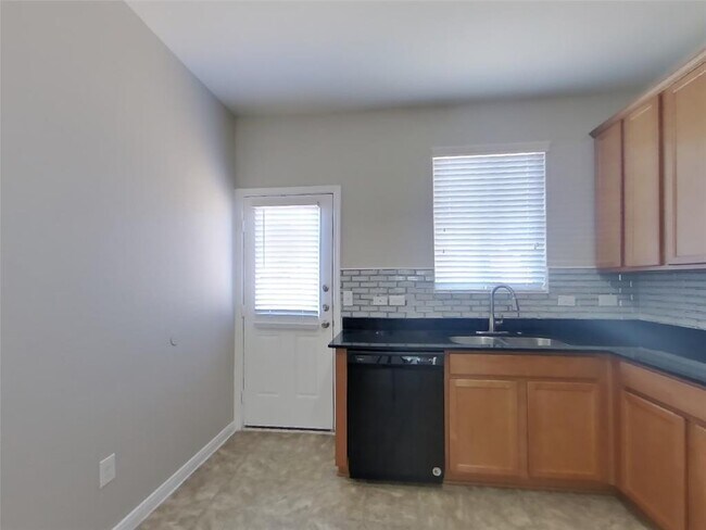 Foto del edificio - 6718 Atlasridge Dr