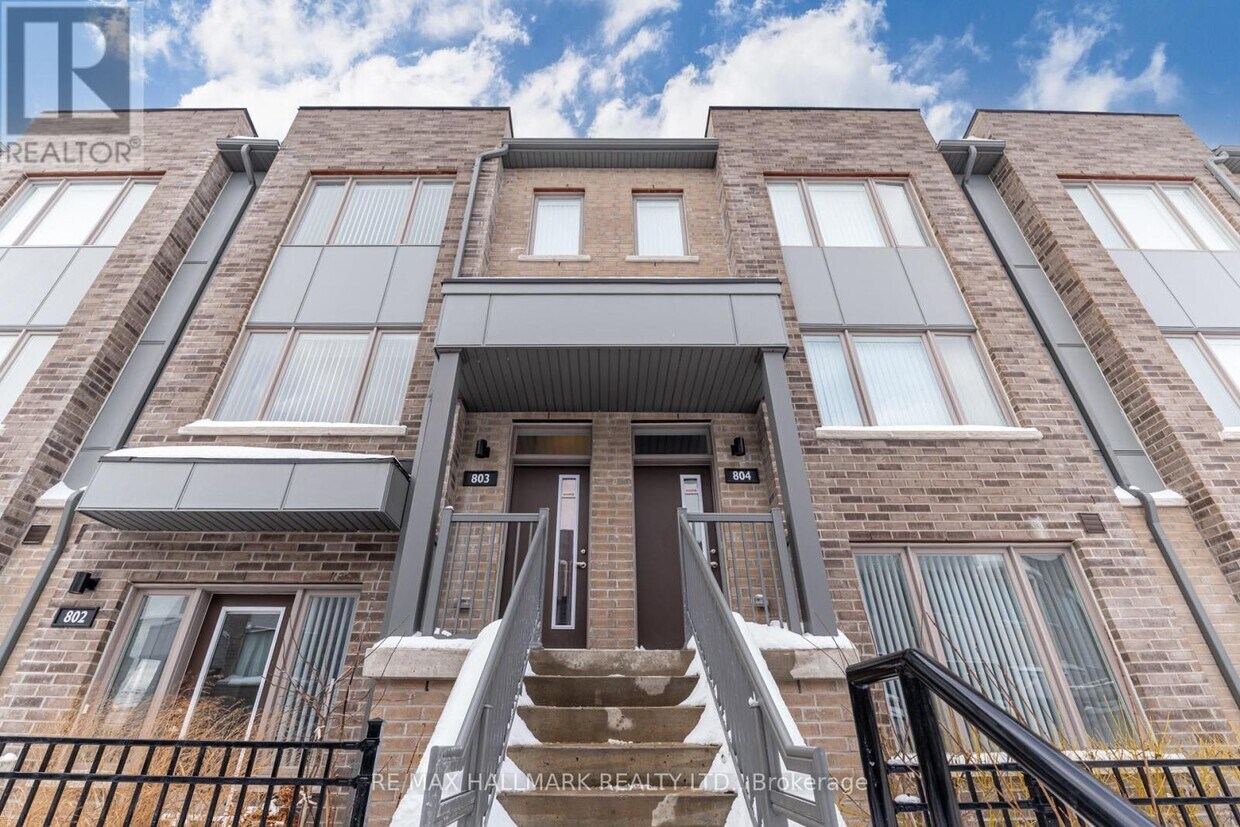Photo principale - 1525 Kingston Rd