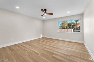 Building Photo - 2868 Vista Del Sol Ave