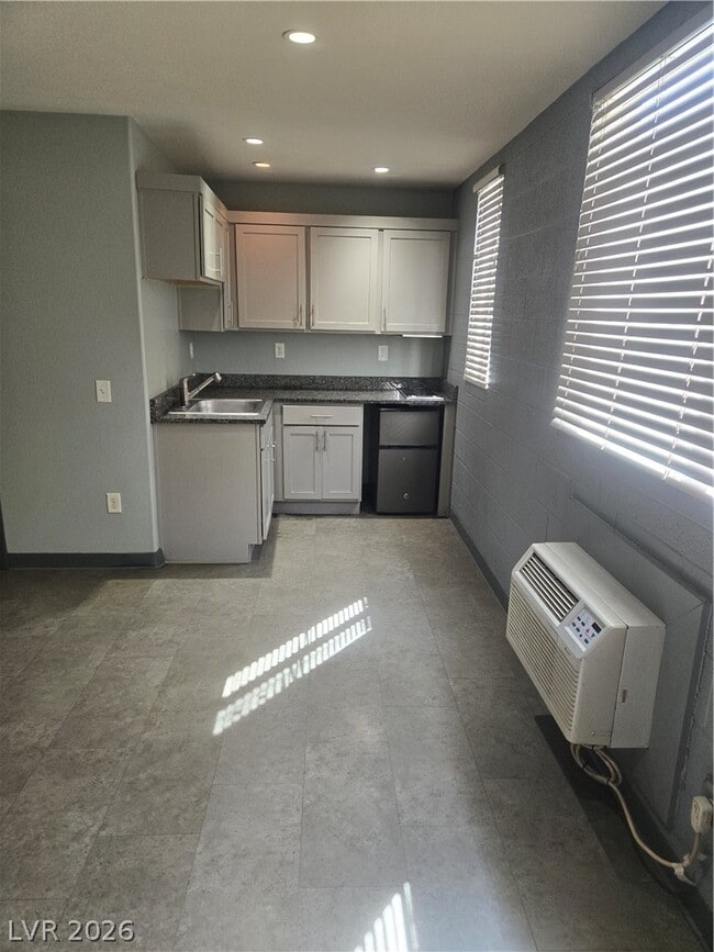 Foto del edificio - 223 N 9th St