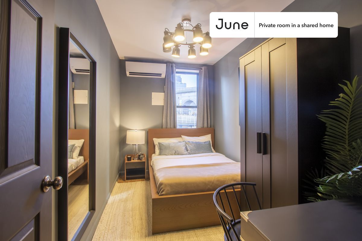 Private bedroom in 3 bed/1 bath Home - Private bedroom in 3 bed/1 bath Home