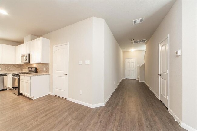 Building Photo - 2915 Orchid Ranch Dr