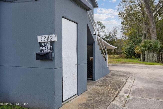 Foto del edificio - 5342 Kingsbury St