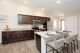 Interior Photo - Redwood Ankeny