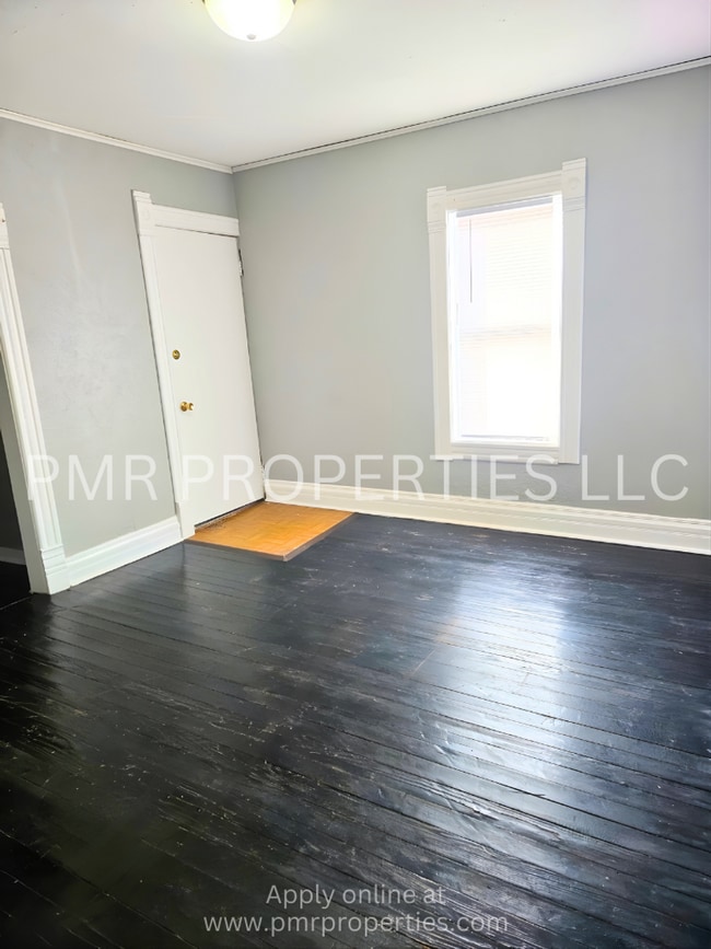 Photo - 231 S 4th St Apartment