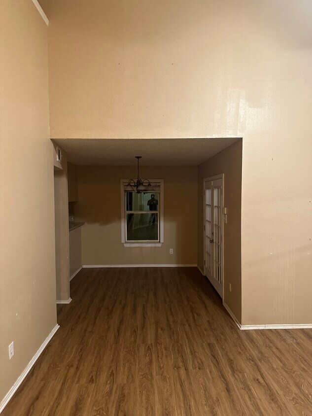 Primary Photo - 4924 Berridge Ln