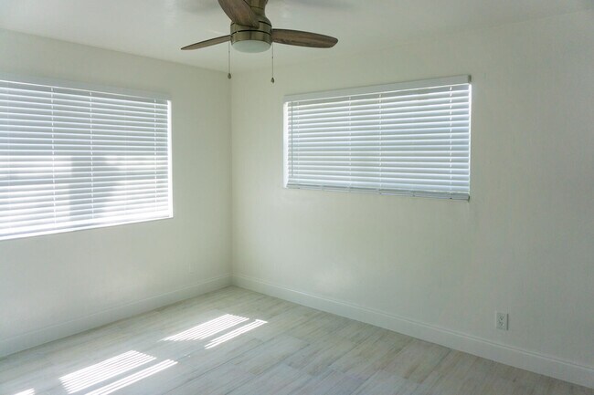 Foto del edificio - 805 NW 5th Ave