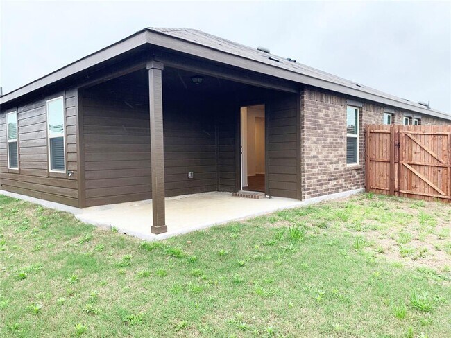 Building Photo - 412 Wilson Way