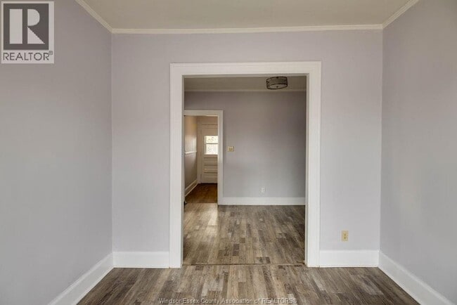 Building Photo - 485 Louis Ave