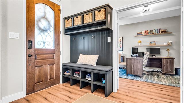 Foto del edificio - 3608 Acropolis Way