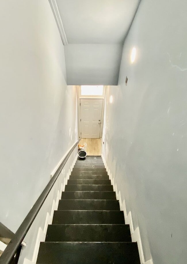 Foto del edificio - 1247 Snyder Ave