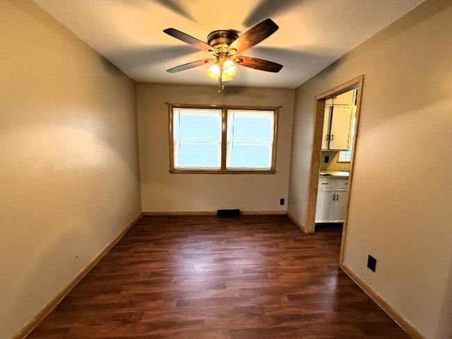 Building Photo - 2515 Richmond N