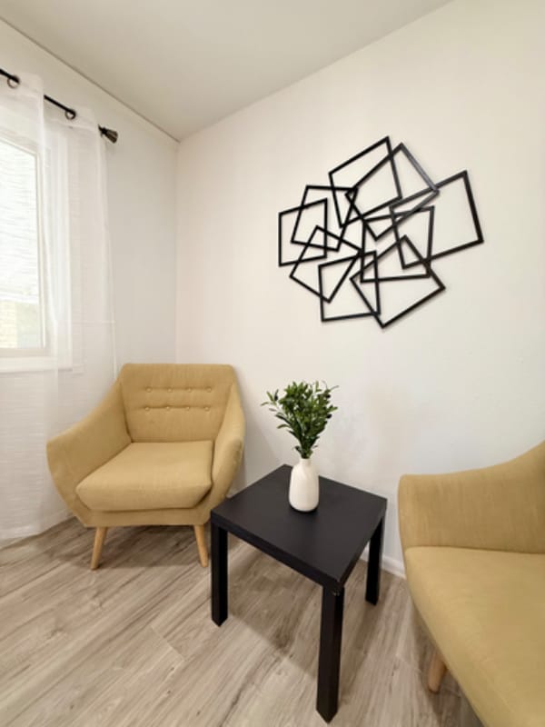 Photo - 2708 W 98th Dr House