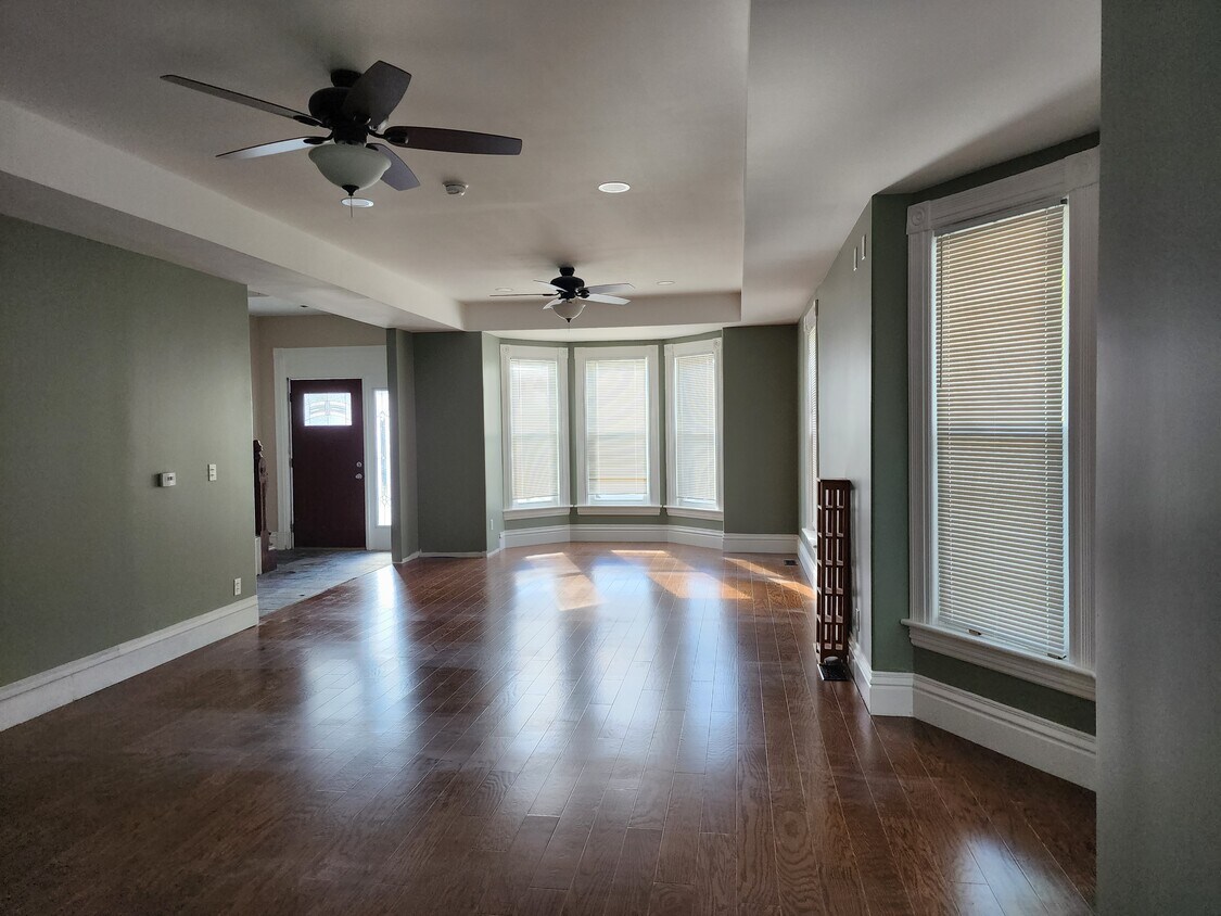 Foto principal - 6 Thorndike St